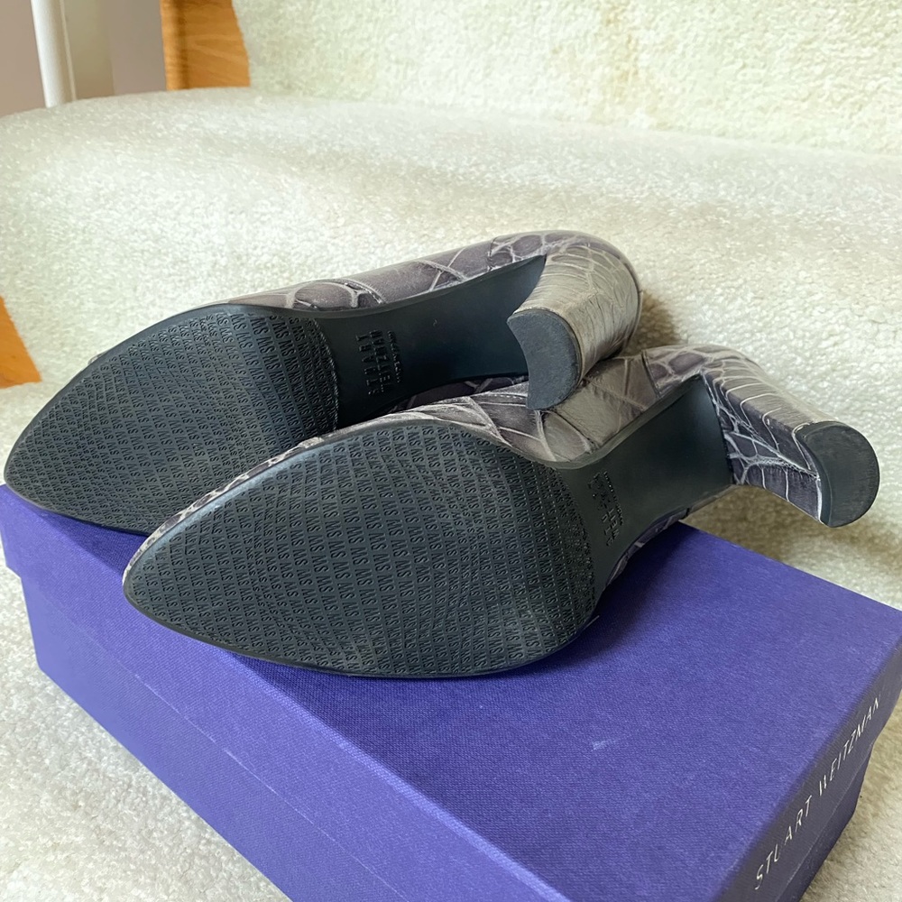 Booties - Picture 5 of 7
